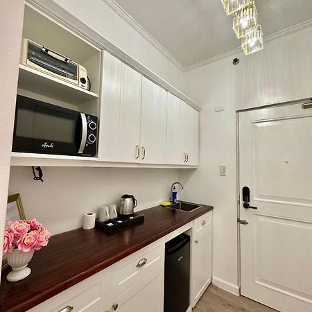Studio Two Condominium, Alabang - Gold Fiber Wi-Fi -Netflix Ready Muntinlupa City Exteriér fotografie