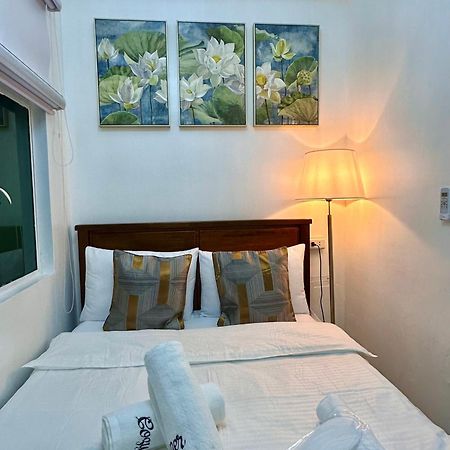 Studio Two Condominium, Alabang - Gold Fiber Wi-Fi -Netflix Ready Muntinlupa City Exteriér fotografie