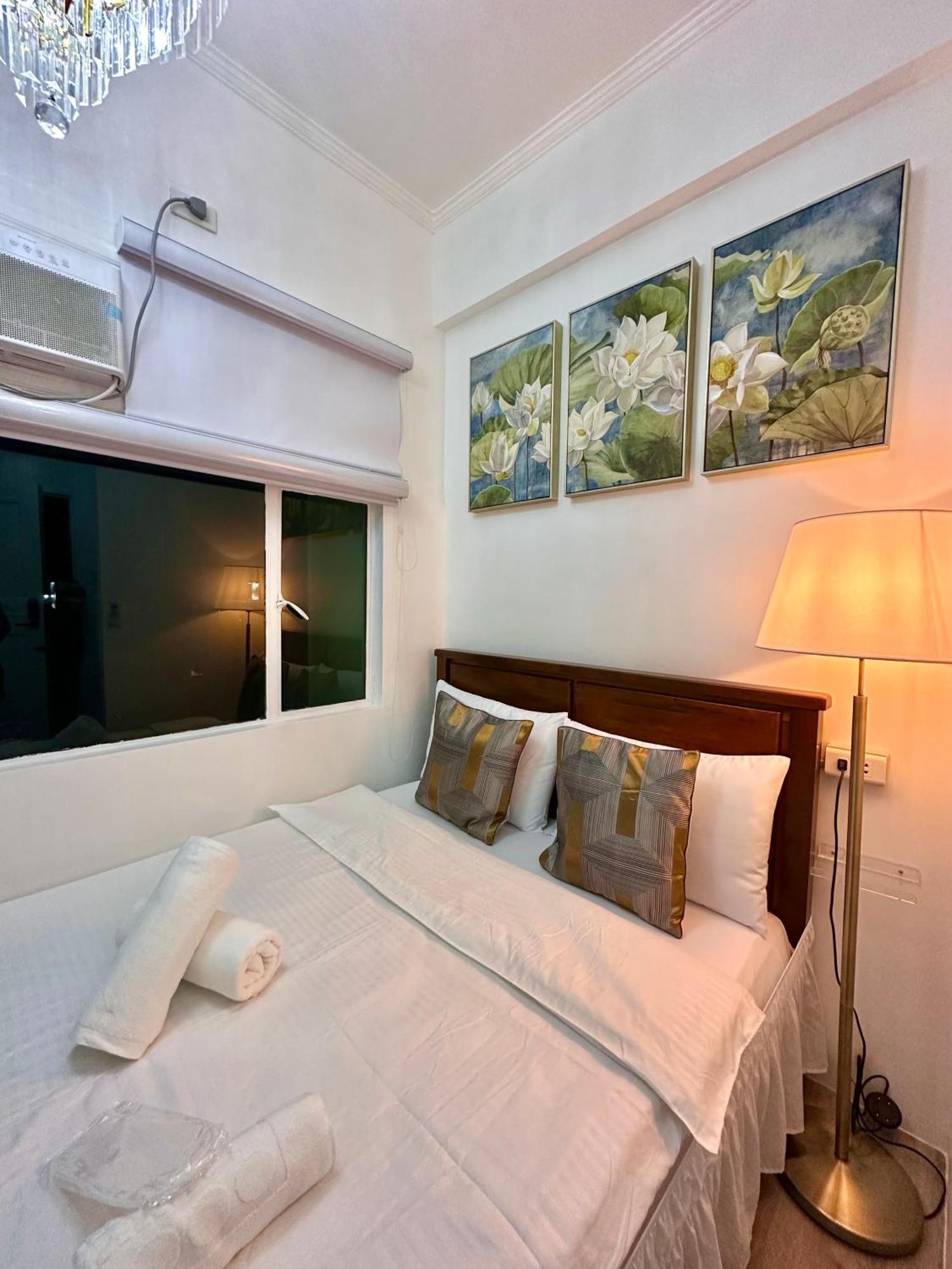 Studio Two Condominium, Alabang - Gold Fiber Wi-Fi -Netflix Ready Muntinlupa City Exteriér fotografie